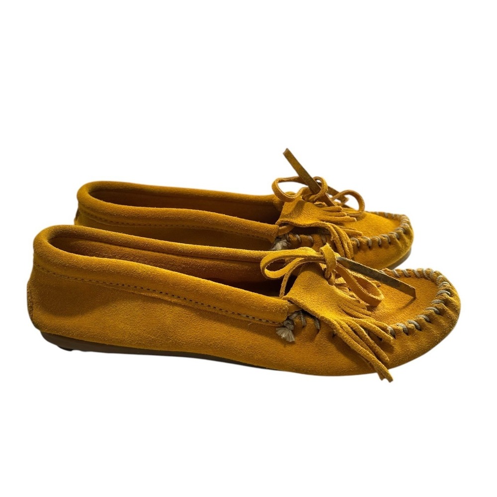 Minnetonka Moccasins Suede Leather Western Festival Loafers Flats Women 7 Canary